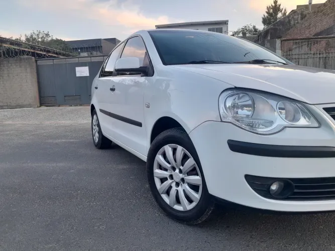 Volkswagen Polo Sedan 1.6 MI Total Flex 8V 4P 2008