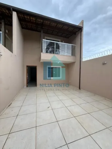 Casa Duplex para Locação em Macaé, Jardim Guanabara, 3 dormitórios, 1 suíte, 3 banheiros,