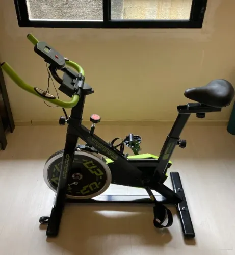 Bicicleta Ergométrica Spinning UPLIFT Raptor V10 - Praticamente nova
