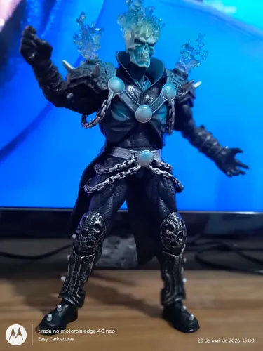 Boneco Motoqueiro fantasma/Ghost Rider Marvel Legends