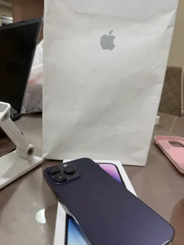 iPhone 14 Pro Max - 256GB Roxo