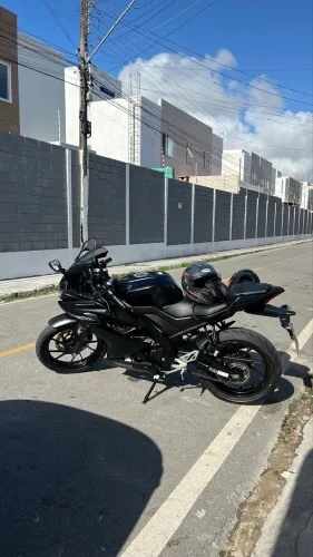  R15 ABS 2025 - ÚNICA DONA
