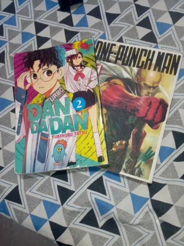 Mangá dandadan (usado), mangá onde punch (usado mas conservado)