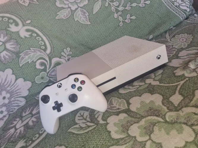 Xbox One S 1tb Usado