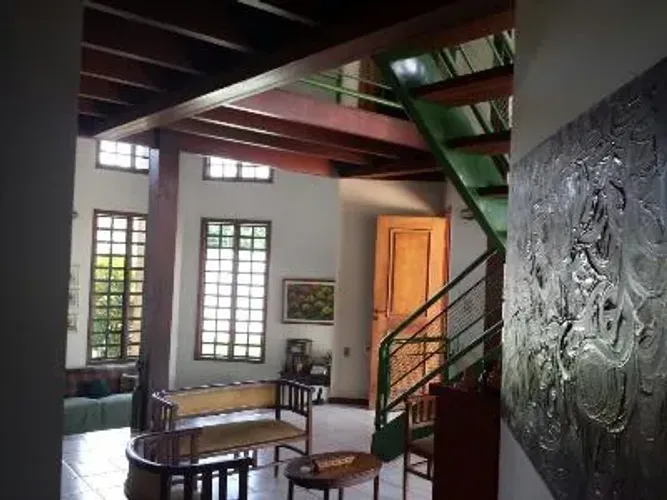 Casa com 5 quarto(s) no bairro Jardim California em Cuiabá - MT