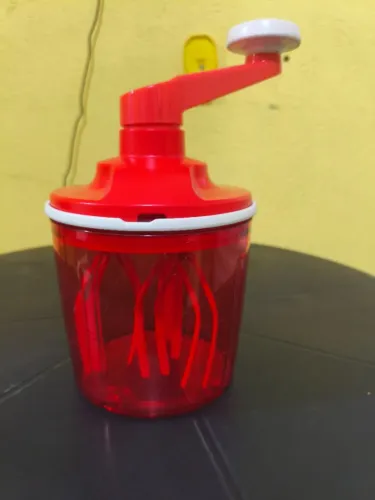Batedeira manual Tupperware