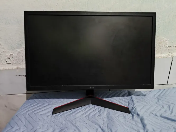 Monitor 24" LG 24GL600F 144Hz - 1ms - FreeSync - HDMI/Display Port