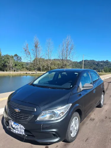 Chevrolet Onix JOY Hatch 1.0 8V Flex Mec. 4P 2018