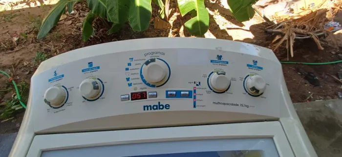 Máquina de lavar usada mabe
