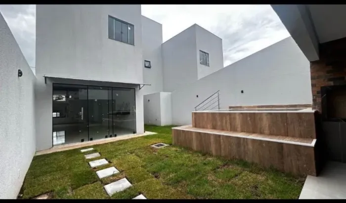 Casa para Venda no bairro JARDIM COSTA VERDE, localizado na cidade de Várzea Grande / MT. 