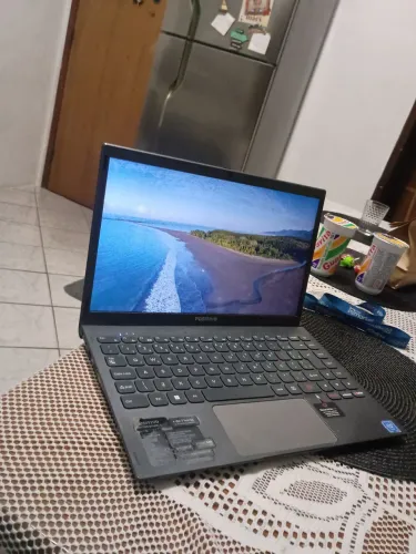 Notebook usado (com carregador) , da positivo ?