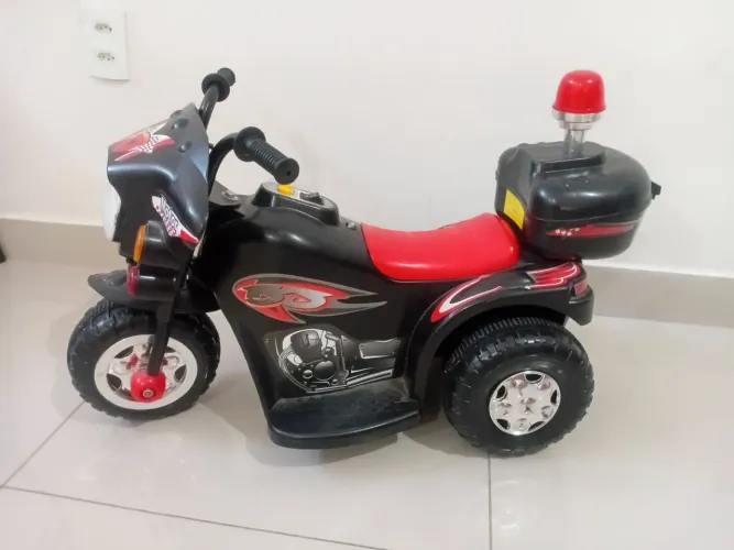 Moto eletrica infantil