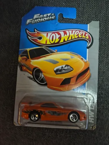 Carrinho Hot Wheels Toyota Supra velozes e furiosos