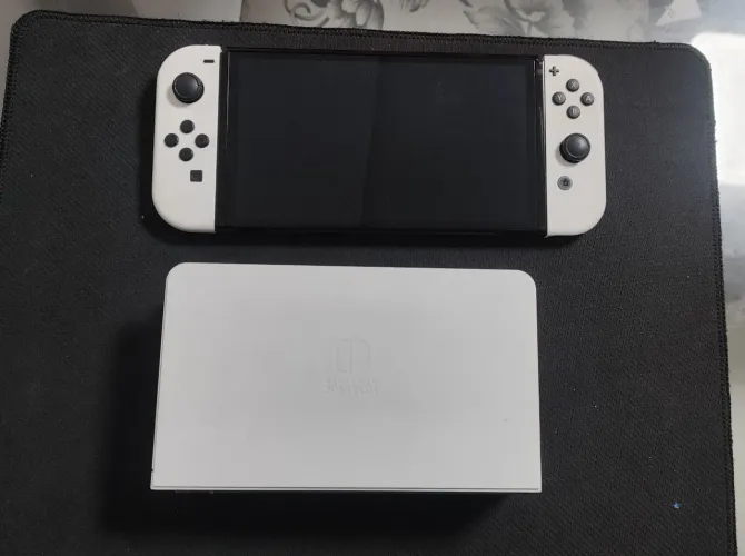 Console Nintendo Switch OLED Branco - Oficial Anatel (Excelente Estado)
