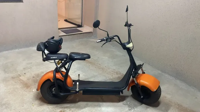 ? Scooter Elétrica - Muito Conservada + Acessórios (Oportunidade!)