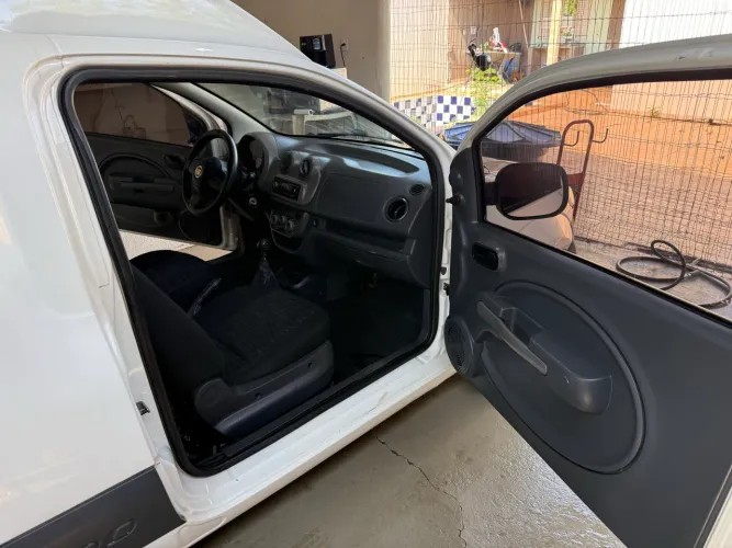 Fiat Fiorino Furgão EVO 1.4 Flex 8V 2P 2014