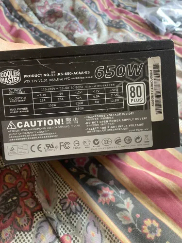 Fonte 650W Cooler Master com fan Akasa Viper