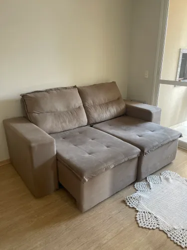 Sofá retrátil e reclinável 