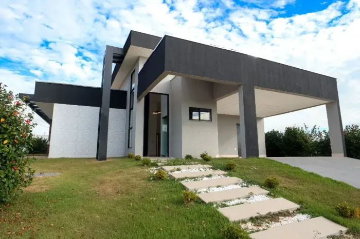 Casa de 230 m² com 03 suítes à venda por R$ 850.000 em Leopoldo de Bulhões