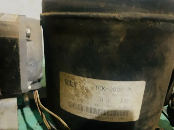 Compressor de expositor de carne