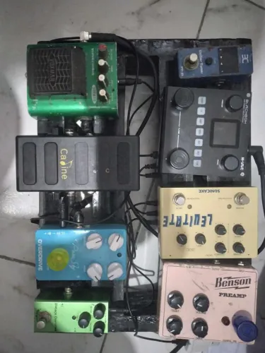 Vendo ou troco por pedaleira MK300 ou Matribox II