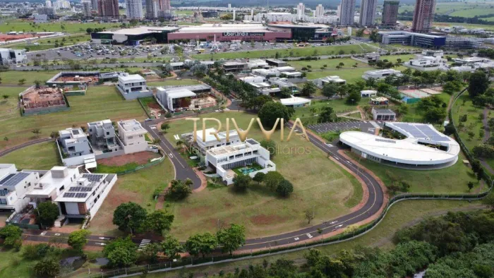Lote de esquina à venda no Solares da Gávea localização estratégica e alto potencial