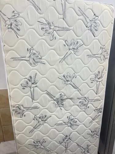 Cama de solteiro