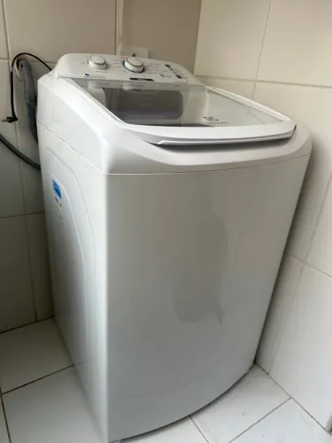 Máquina de lavar Electrolux LAC11