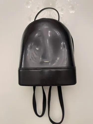 Mochila preta Arezzo