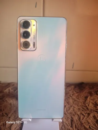 Celular moto Edge 20 de 8/128 gigas 