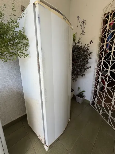 Geladeira cônsul