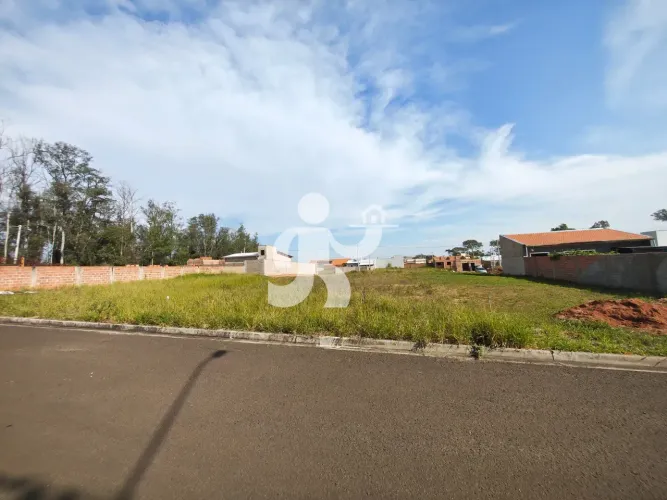 Terreno à Venda com 314 metros M2, Aguas de São Pedro, SP