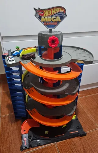 Hot Wheels City Pista de Brinquedo Mega Garage