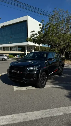 Toyota Hilux CD Gr-s 4X4 2.8 TDI Dies. Aut. 2022