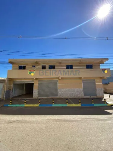 Prédio Comercial e residencial com 5 Andares no Del Lago II - Itapoã