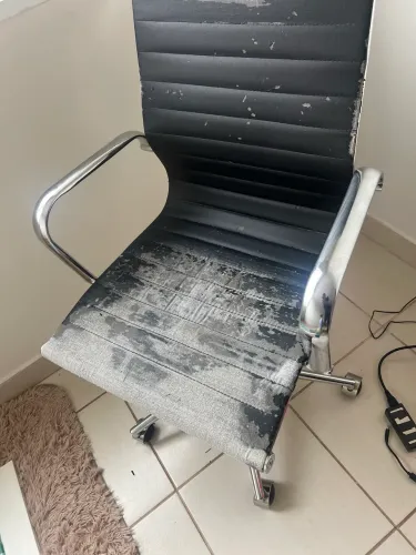 CADEIRA DE ESTUDO