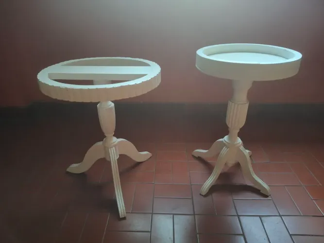 Mesa de cabeceira (as duas juntas)