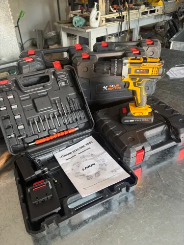 FURADEIRA PARAFUSADEIRA 21V + 2 BATERIAS + MALETA COMPLETA - NOVA