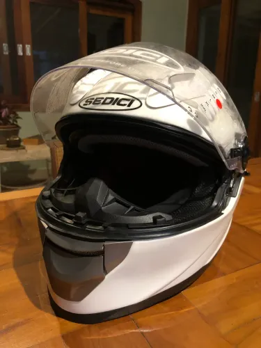 Capacete Sedici importado italiano novo sem uso