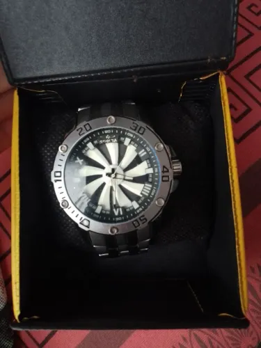 Vendo relógio invicta na caixa lindo top