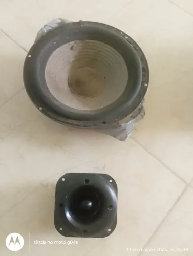Vendo kit de alto falante mais twitter de 300 watts RMS 