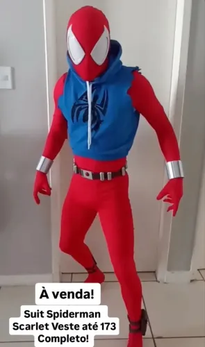 Vendo traje homem aranha