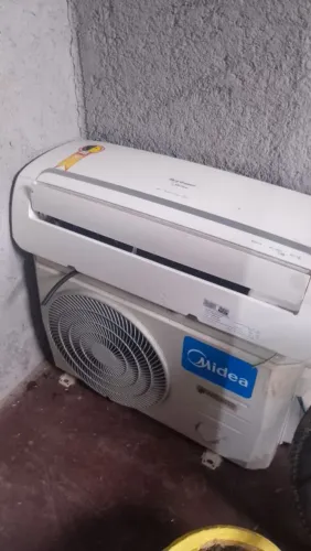 Ar condicionado Midea 9000 btu 220 V