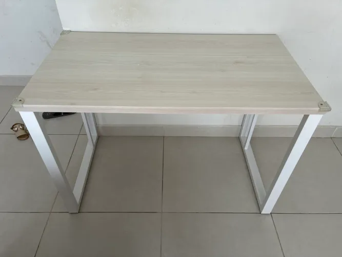 Mesa metalon com mdf - branco