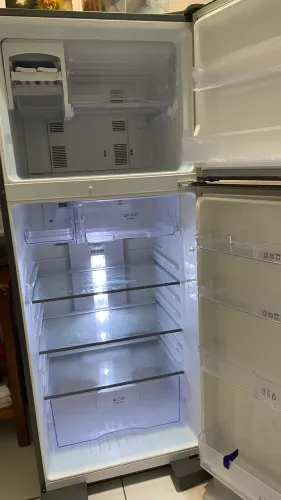 Geladeira Panasonic