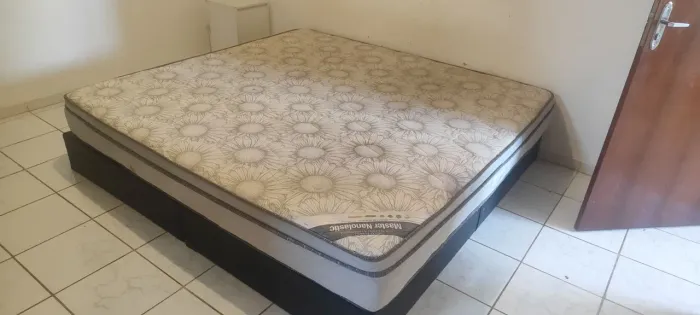 CAMA KING SIZE COMPLETA