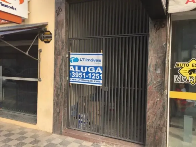 Kitnet com 1 dormitório para alugar, 35 m² por R$ 900,00/mês - Centro - Jacareí/SP