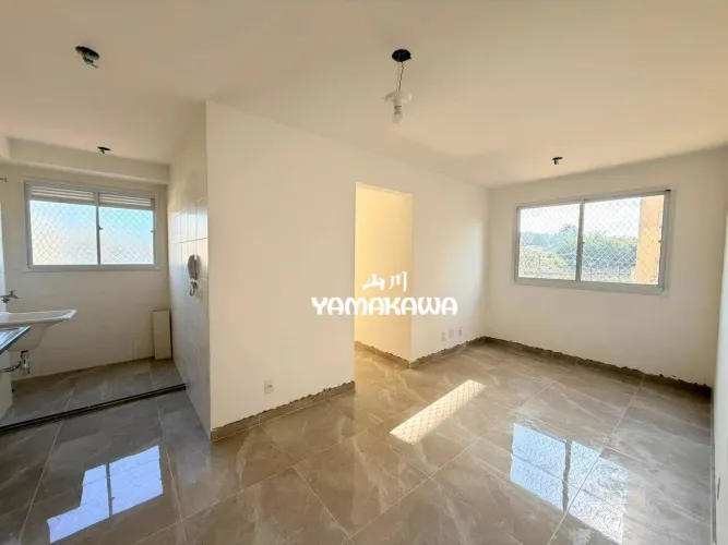 Apartamento com 2 dormitórios para alugar, 44 m² por R$ 1.595,00/mês - Itaquera - São Paul