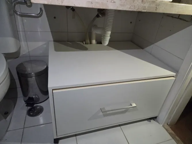 Armário banheiro ótimo 