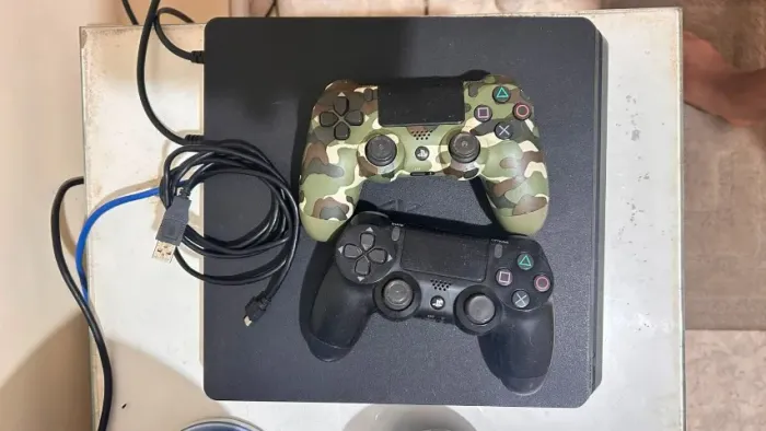 PlayStation 4 1TB